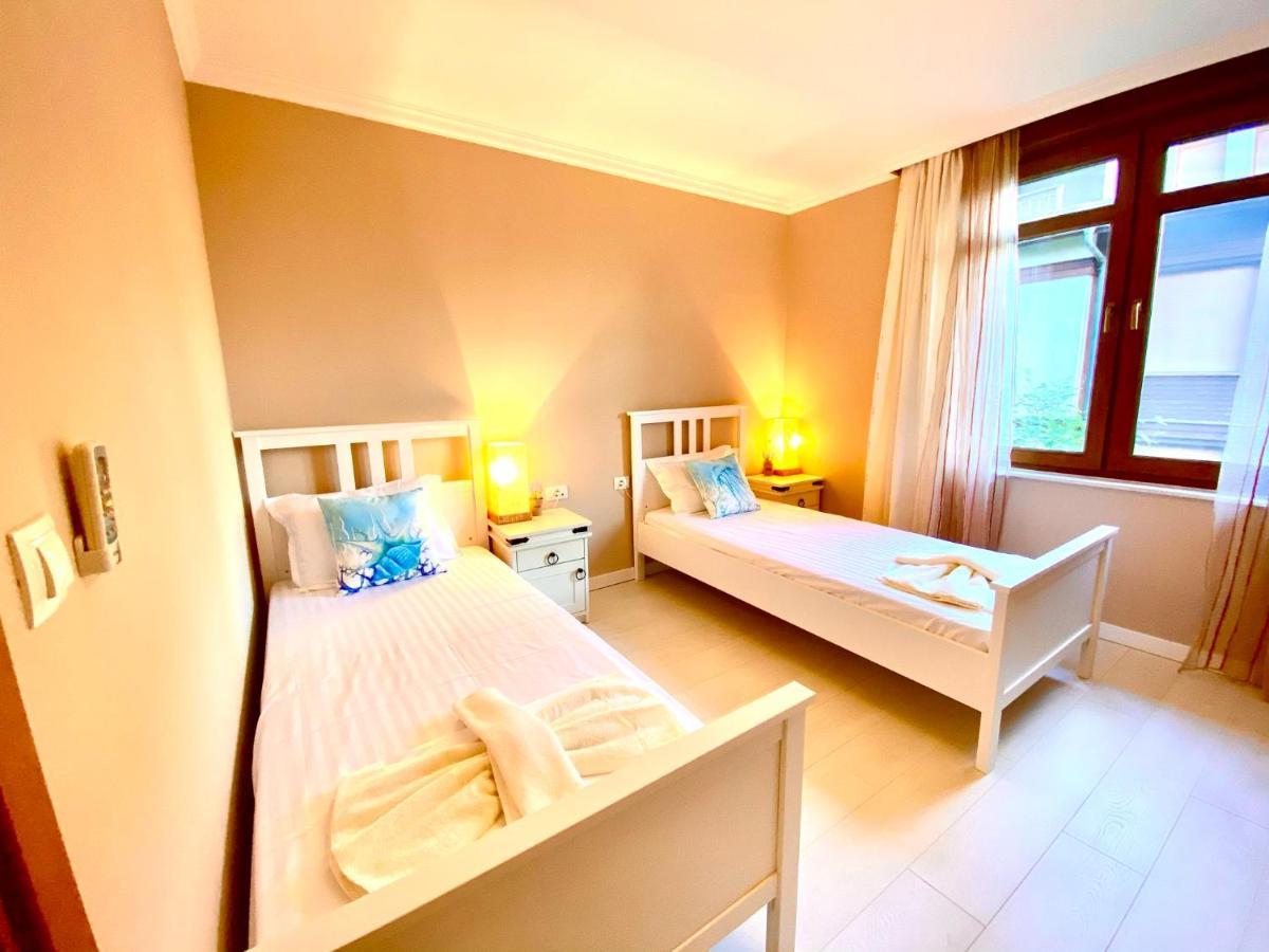 Santa Marina 2-Bedroom Apt. W/ Sea View + Terrace Созопол Екстериор снимка