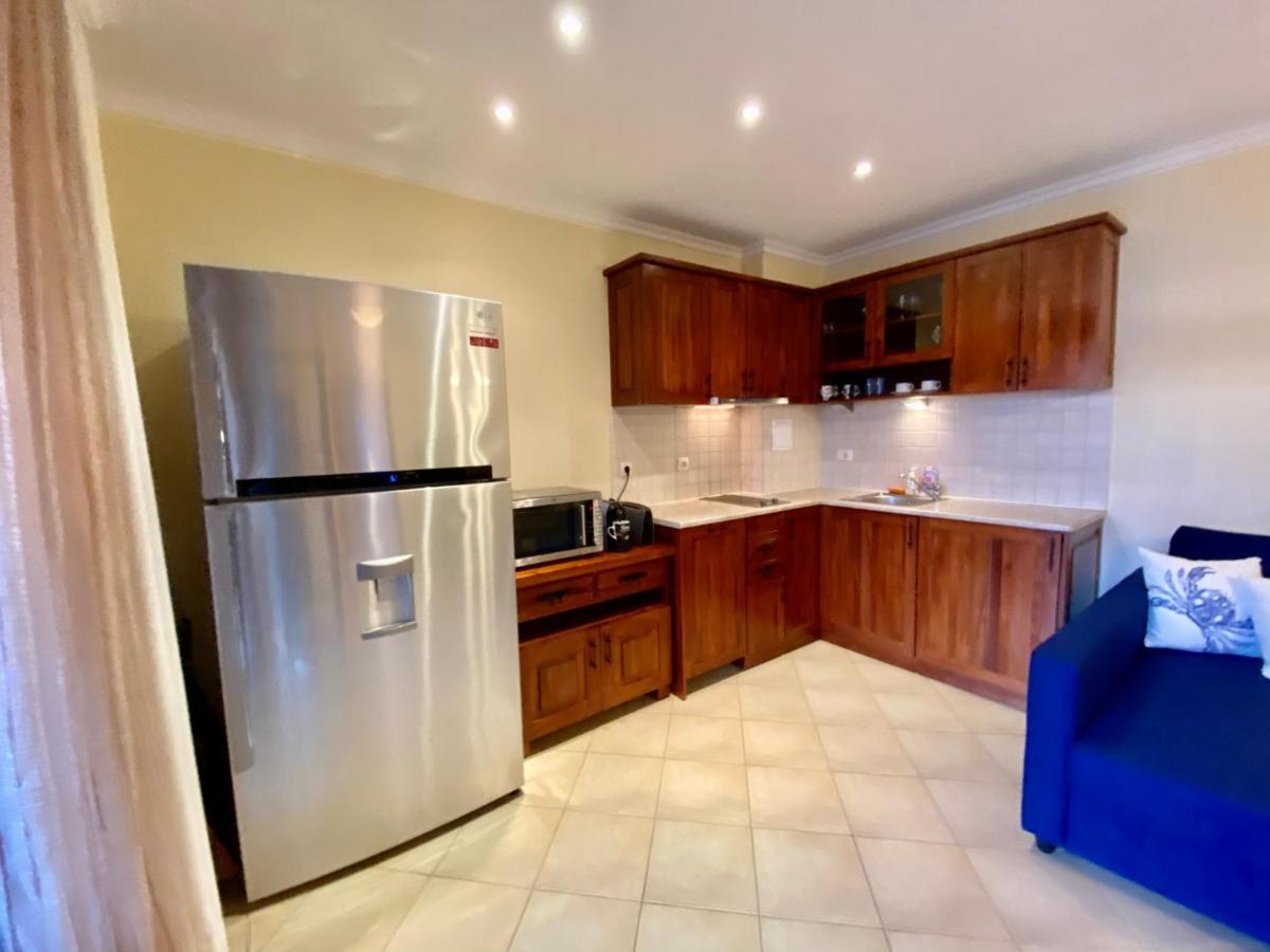 Santa Marina 2-Bedroom Apt. W/ Sea View + Terrace Созопол Екстериор снимка