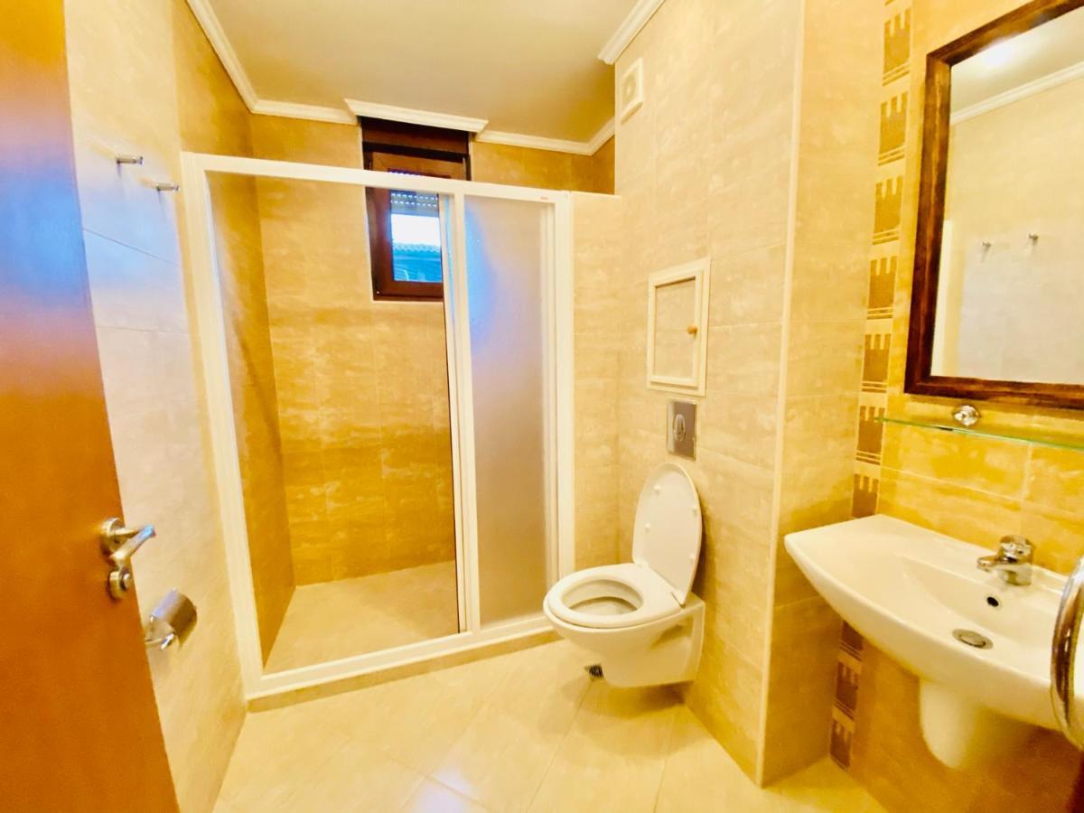 Santa Marina 2-Bedroom Apt. W/ Sea View + Terrace Созопол Екстериор снимка